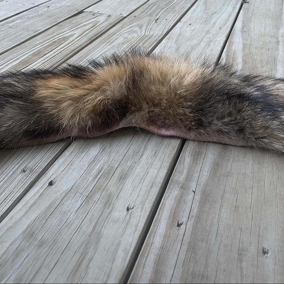 Burberry fox fur detachable collar pink zip 18” - Picture 2 of 8